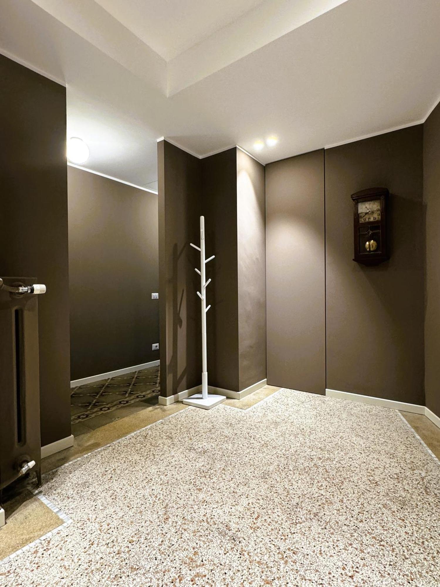 In Historic Building- Porta Venezia Appartement Milan