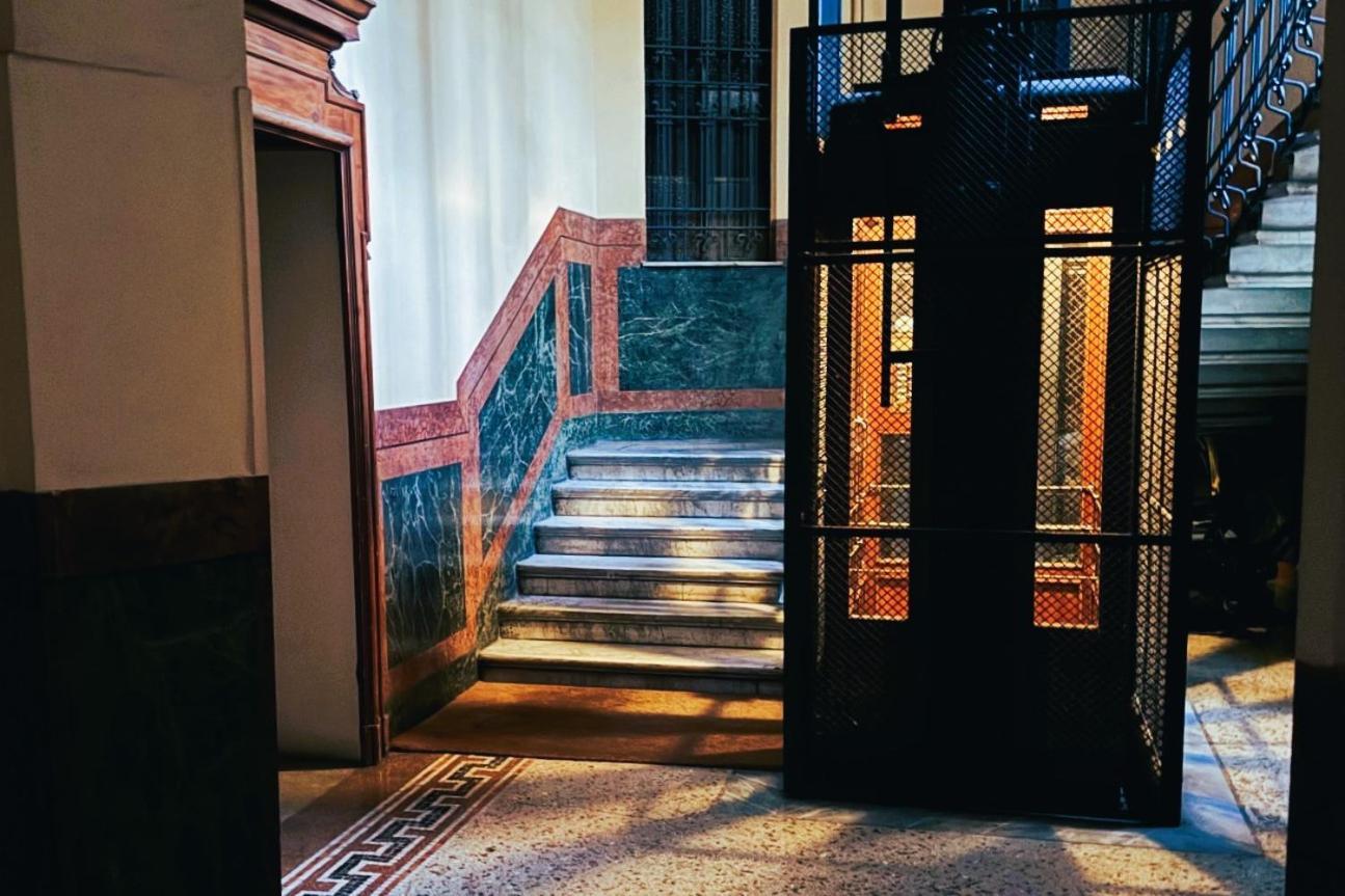 Appartement In Historic Building- Porta Venezia *