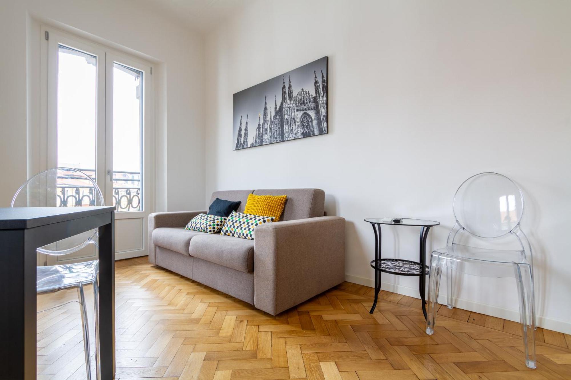 Appartement In Historic Building- Porta Venezia Milan