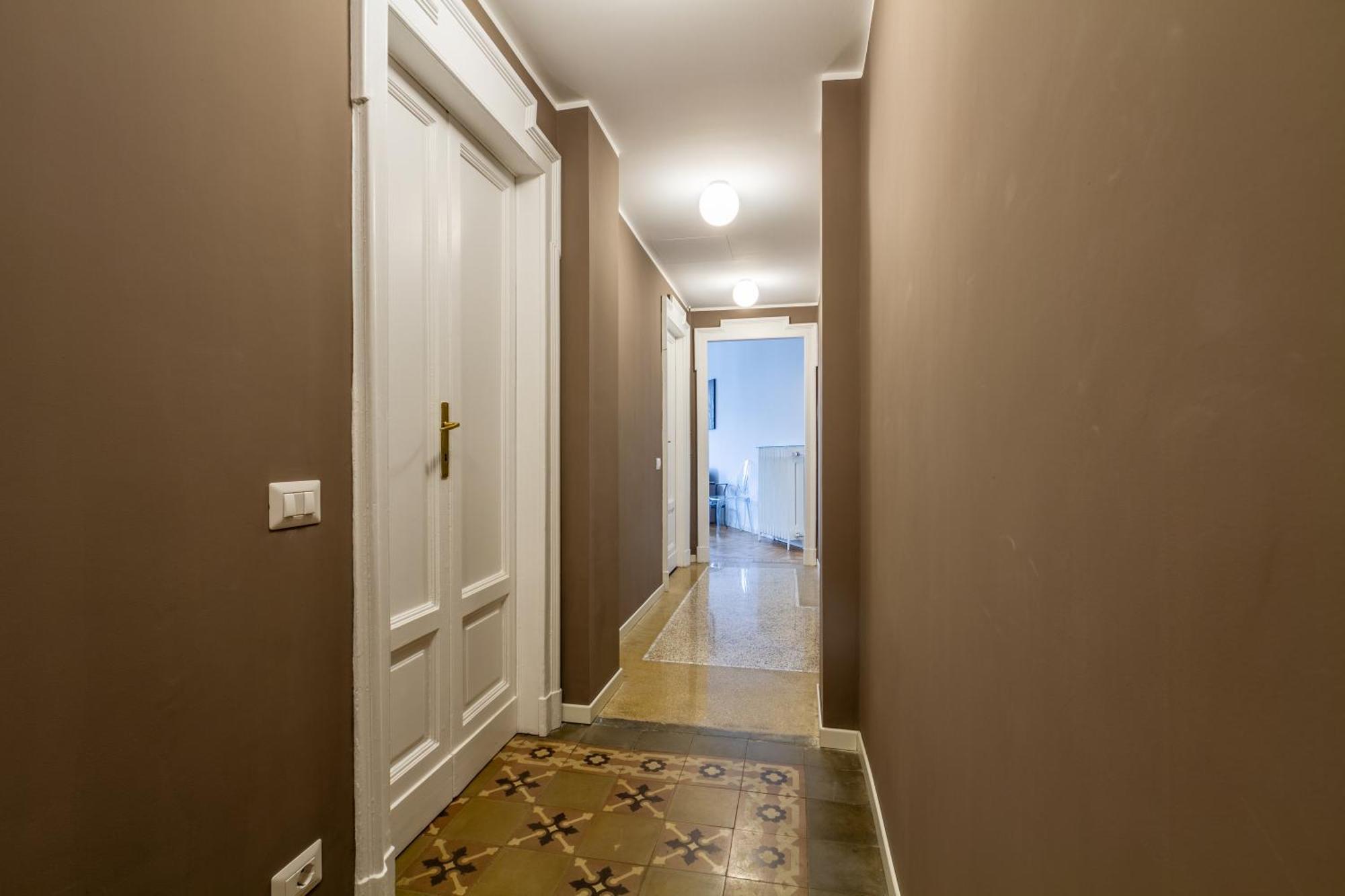 In Historic Building- Porta Venezia Appartement *