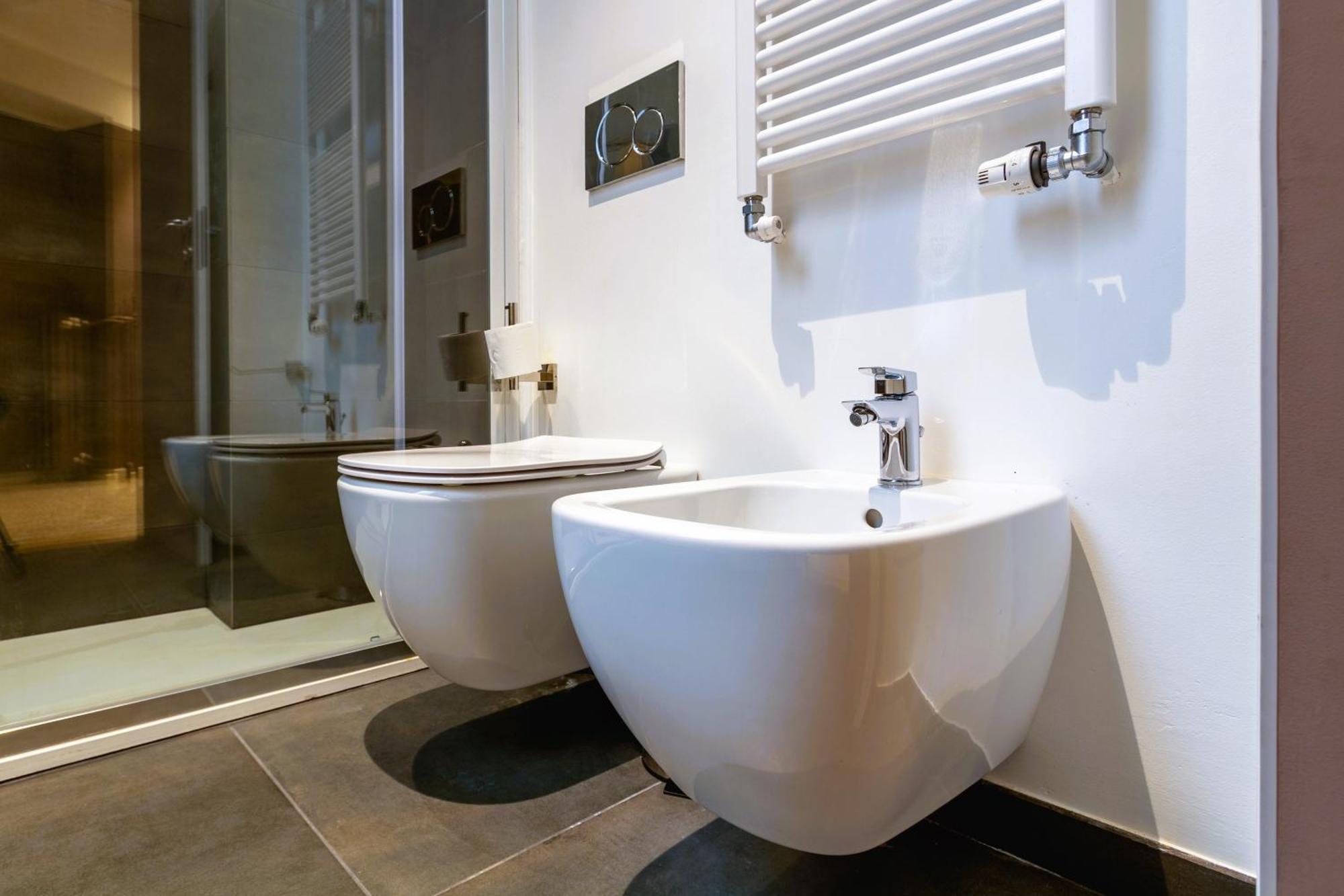 Appartement In Historic Building- Porta Venezia Milan